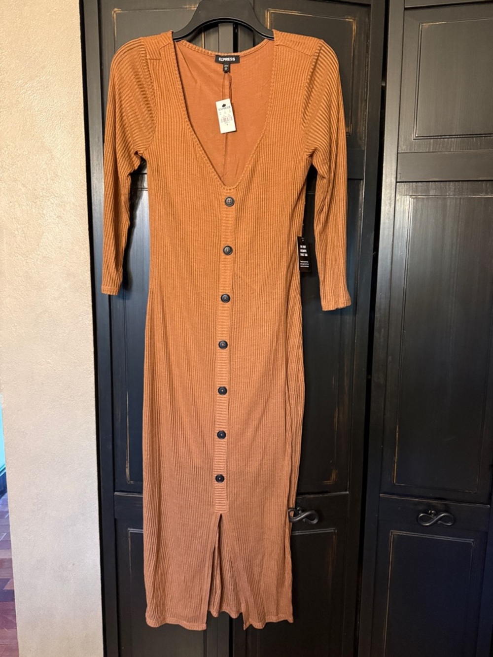 Express Ribbed Button-Front Maxi Dress